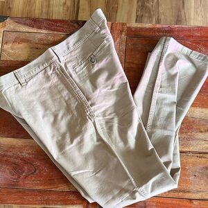 Lacoste Men's Classic Khaki Chino Pants - Tailored Fit